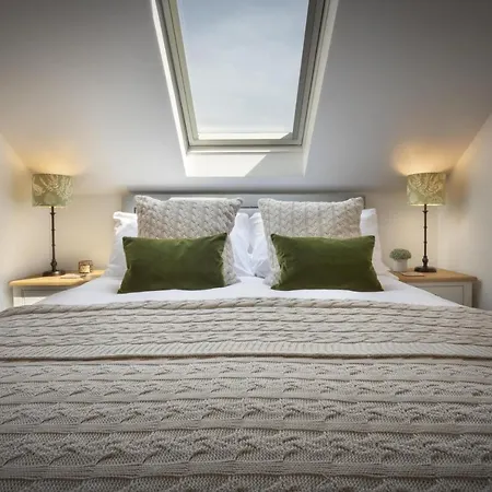 Rohan Rise - District Escape For Two - Ridgestone 公寓